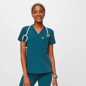 FIGS Caribbean blue Catarina scrub top XS